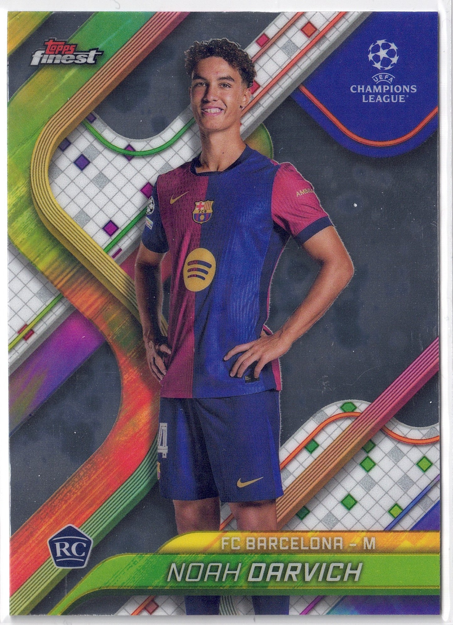 2024-25 Topps Finest #016 Noah Darvich RC